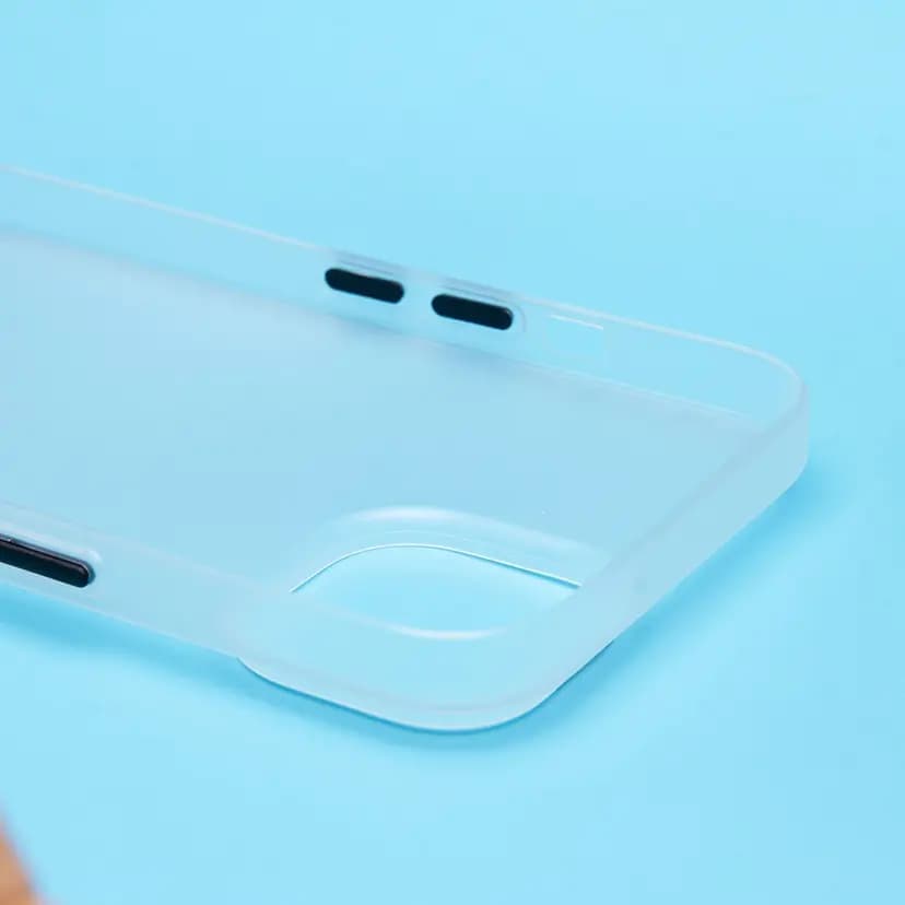Чехол-накладка - PC091 для Apple iPhone 15 (matte transparent/white)  — фото 3