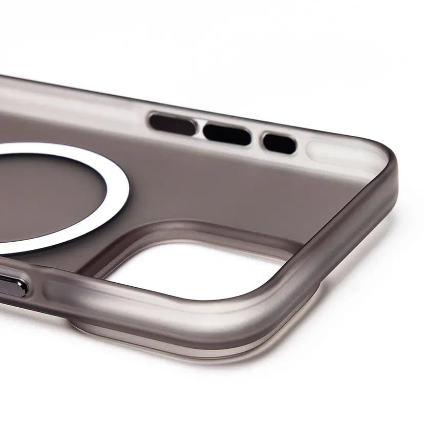 Чехол-накладка - SM038 SafeMag для Apple iPhone 15 Pro Max (black/matte transparent) — фото 2